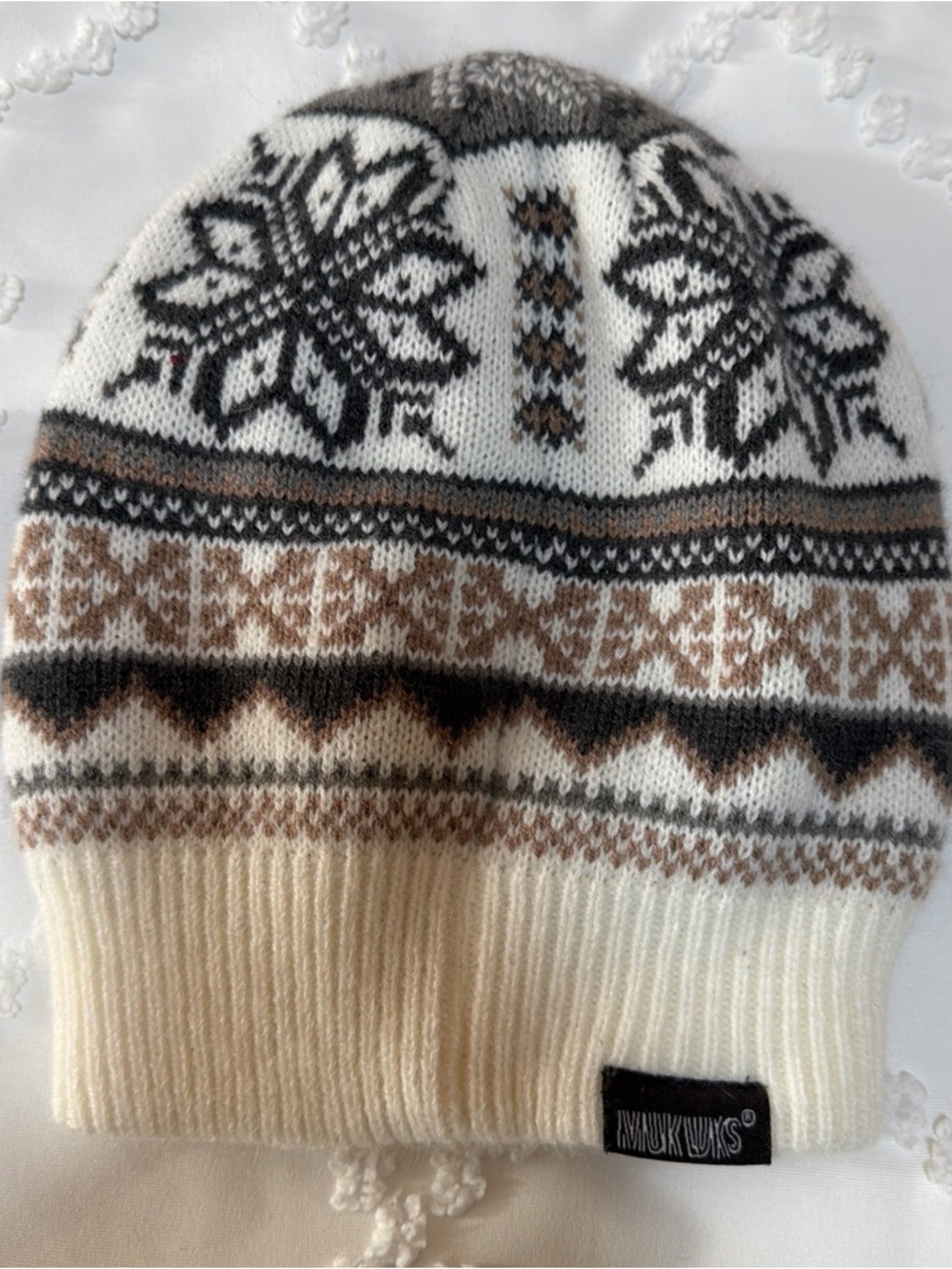 MUK LUKS Reversible Beanie Fair Isle Winter Hat Beige Snowflake Design. Acrylic